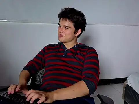 invincible200 online show from 10/12/25, 02:49