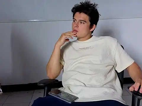 invincible200 online show from 10/13/25, 01:33