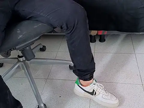 invincible200 online show from 11/20/25, 02:39