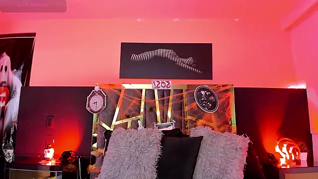 ScarletTorres online show from 10/23/25, 06:39