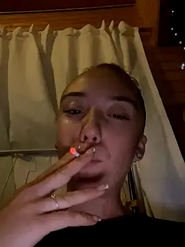 Snapshot of CristinaSww chatting on 09/11/25, 08:53 CristinaSww online show from 09/11/25, 08:53