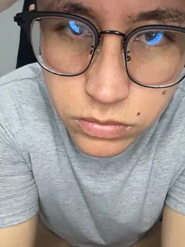 Kurtxxx22 online show from 11/20/25, 04:45