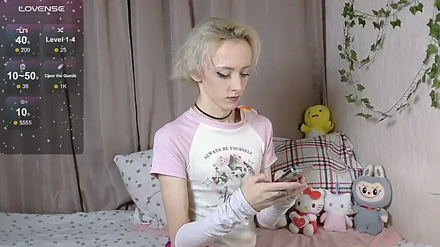 NextVibe  online show from 11/13/25, 06:18