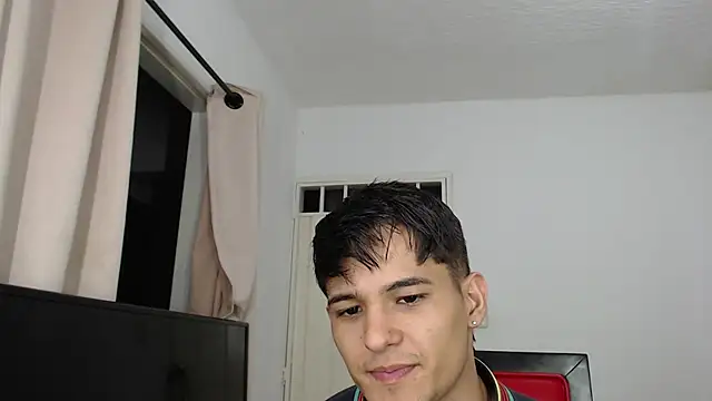 Alex mojica online show from 10/10/25, 05:06
