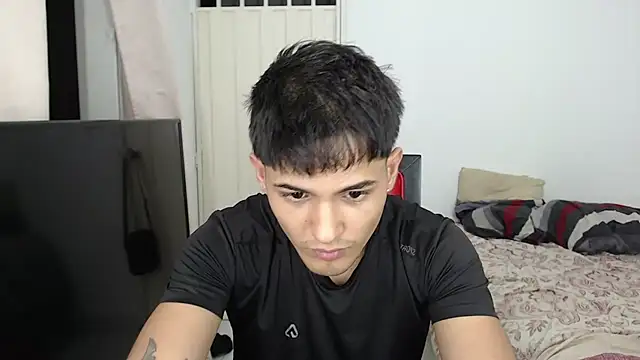 Alex mojica online show from 10/21/25, 05:08