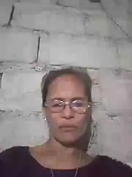 Kristen05 online show from 10/18/25, 02:07