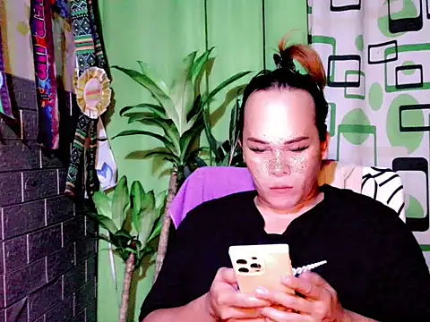 Snapshot of urdreamgirljacky chatting on 11/08/25, 02:17 urdreamgirljacky online show from 11/08/25, 02:17