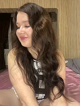 Di Olivia online show from 11/08/25, 03:45