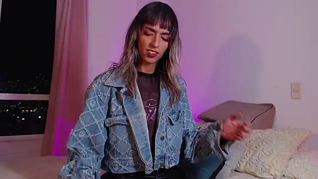 Theevae online show from 10/07/25, 04:09