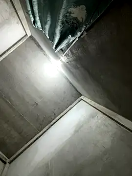 Sunny lotus online show from 10/18/25, 01:41