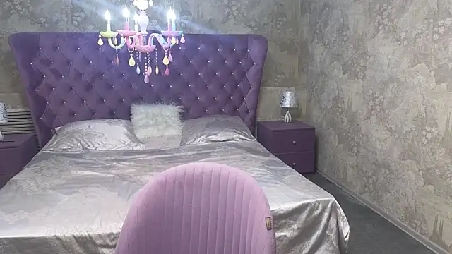 Eloisa Eliot online show from 11/05/25, 03:56