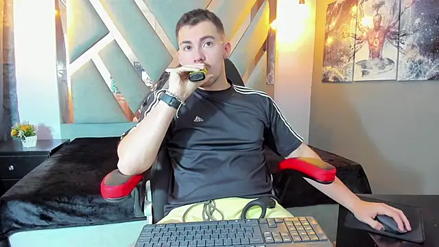 BrunoWalkerr online show from 10/15/25, 12:49