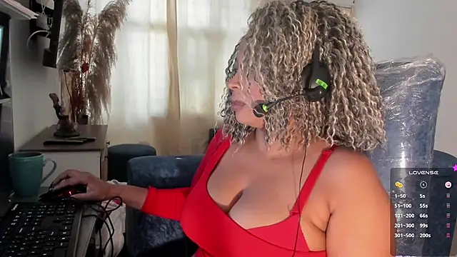 LiloTorontoo online show from 11/03/25, 01:56