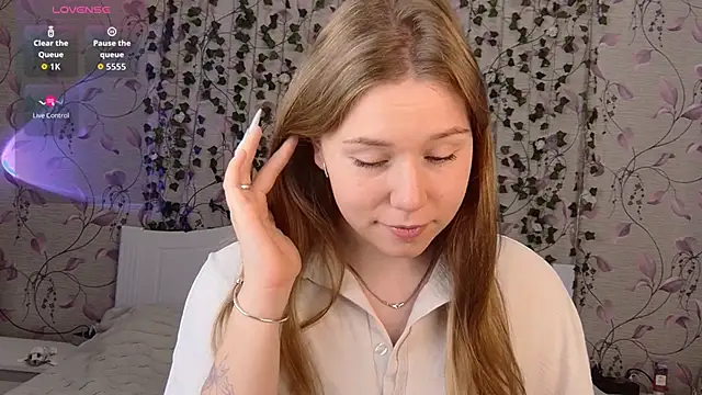  influensii  online show from 10/23/25, 05:07