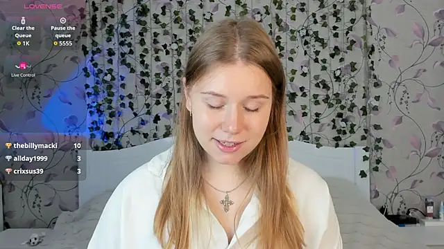  influensii  online show from 11/04/25, 05:39