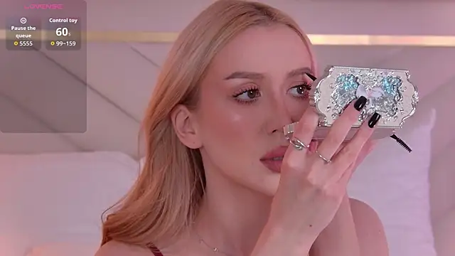 VelvetHell online show from 09/20/25, 03:40