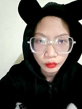 Snapshot of Joywhar chatting on 11/25/25, 08:20 Joywhar online show from 11/25/25, 08:20