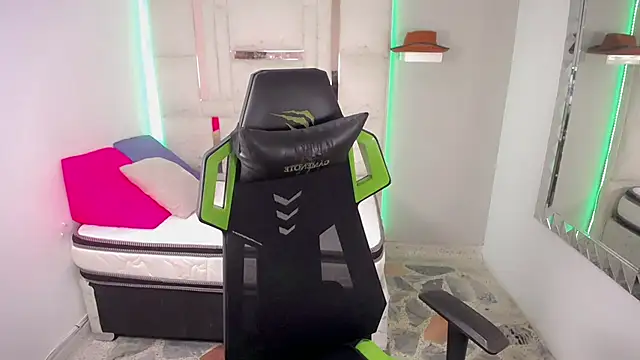 Stein  online show from 11/11/25, 08:42