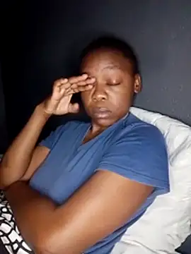 sexyhotchic93 online show from 10/28/25, 12:03