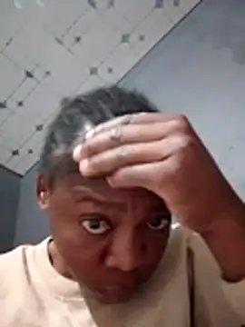 sexyhotchic93 online show from 11/03/25, 09:05