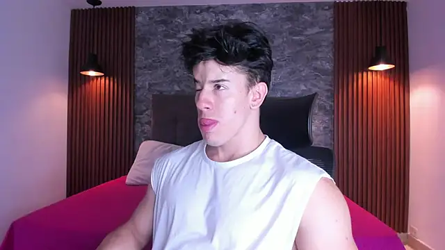 MaxCooper1 online show from 10/12/25, 08:30