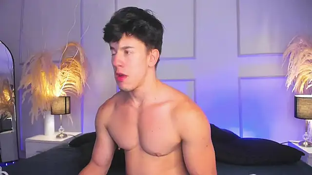 MaxCooper1 online show from 10/16/25, 10:44