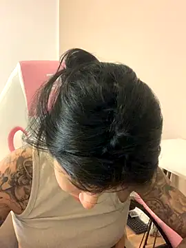 mrskarmaa online show from 11/08/25, 06:24