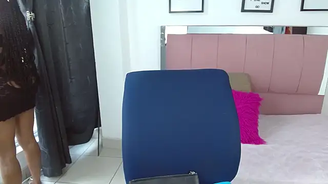 Lele F w online show from 09/19/25, 06:41