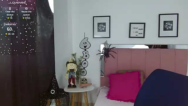 Lele F w online show from 10/07/25, 06:38