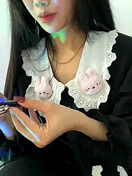 Snapshot of Sexlove_bb chatting on 12/02/25, 03:23 Sexlove bb online show from 12/02/25, 03:23