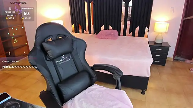 sweet-muse online show from 11/03/25, 06:20