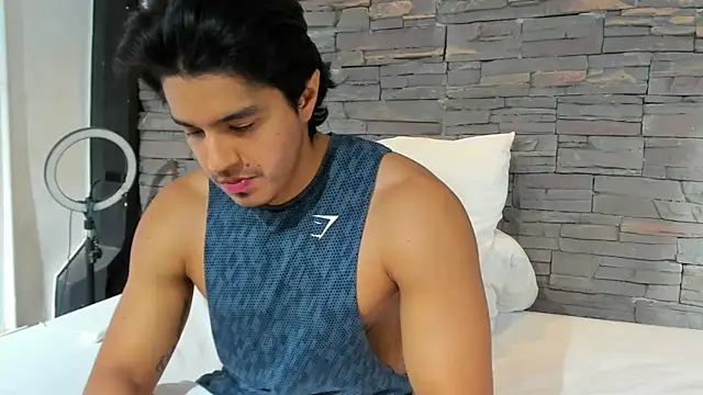 Anker Colin online show from 11/15/25, 04:21