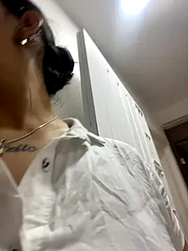 Mia garcia28 online show from 10/09/25, 12:58