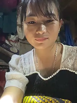 Sunyinn online show from 10/30/25, 01:01