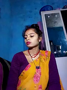 Snapshot of Punam_sony chatting on 09/08/25, 04:28 Punam sony online show from 09/08/25, 04:28