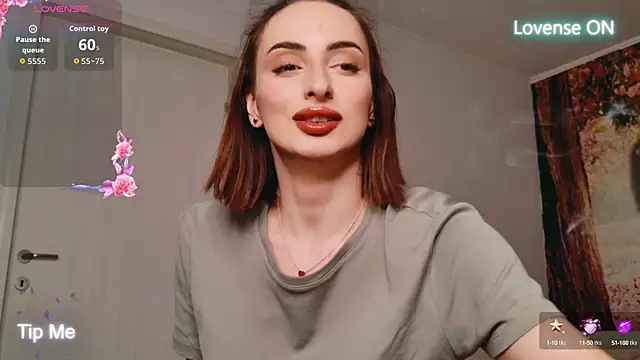 Snapshot of AuraPure chatting on 09/14/25, 07:57 AuraPure online show from 09/14/25, 07:57