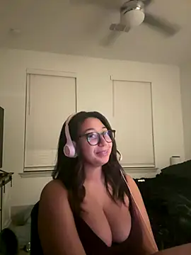 minhaa gamer online show from 09/25/25, 10:08