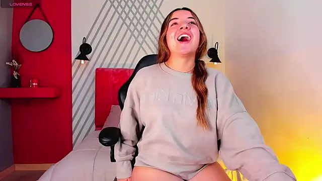 Vela jade online show from 11/10/25, 08:19