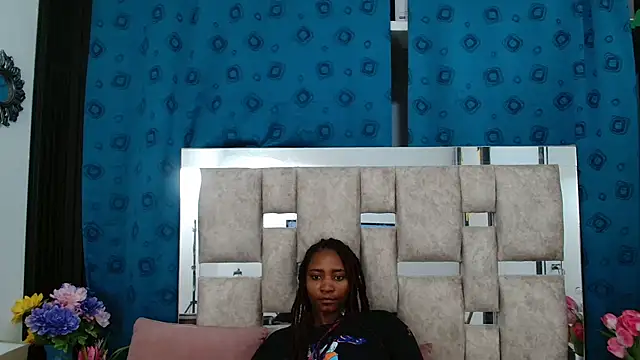 AmbarSmit online show from 11/06/25, 07:04