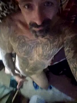 Snapshot of sethdarby chatting on 11/01/25, 04:20 sethdarby online show from 11/01/25, 04:20