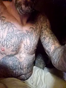 Snapshot of sethdarby chatting on 11/02/25, 08:28 sethdarby online show from 11/02/25, 08:28