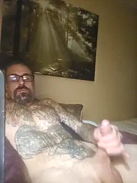 Snapshot of sethdarby chatting on 11/05/25, 06:08 sethdarby online show from 11/05/25, 06:08