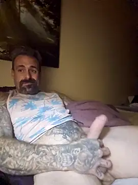 Snapshot of sethdarby chatting on 11/07/25, 04:56 sethdarby online show from 11/07/25, 04:56