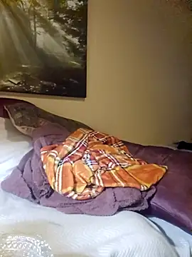 Snapshot of sethdarby chatting on 11/12/25, 06:19 sethdarby online show from 11/12/25, 06:19