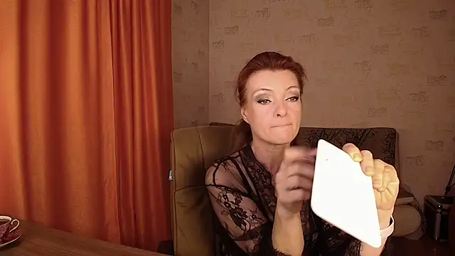 Snapshot of Milla_Vanilla_ chatting on 09/15/25, 10:48 Milla Vanilla online show from 09/15/25, 10:48