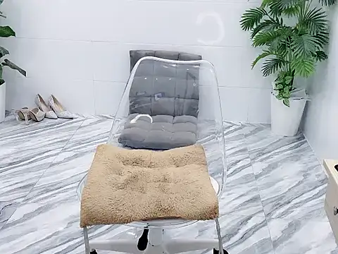 Lyly-2k5 online show from 10/08/25, 12:08