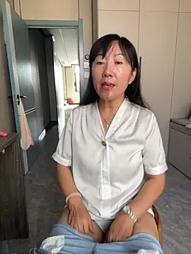 xiaomei-11 online show from 10/02/25, 03:02