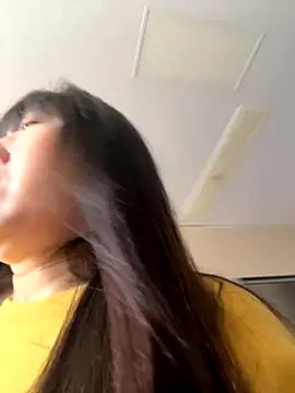 Snapshot of xiaomei-11 chatting on 10/13/25, 02:00 xiaomei-11 online show from 10/13/25, 02:00