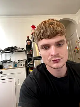 Snapshot of King_Kev_ chatting on 10/13/25, 05:35 King Kev  online show from 10/13/25, 05:35