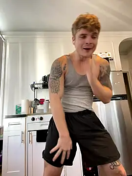 Snapshot of King_Kev_ chatting on 10/22/25, 05:02 King Kev  online show from 10/22/25, 05:02